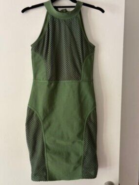 Whyte Eyelash Green dress MED
